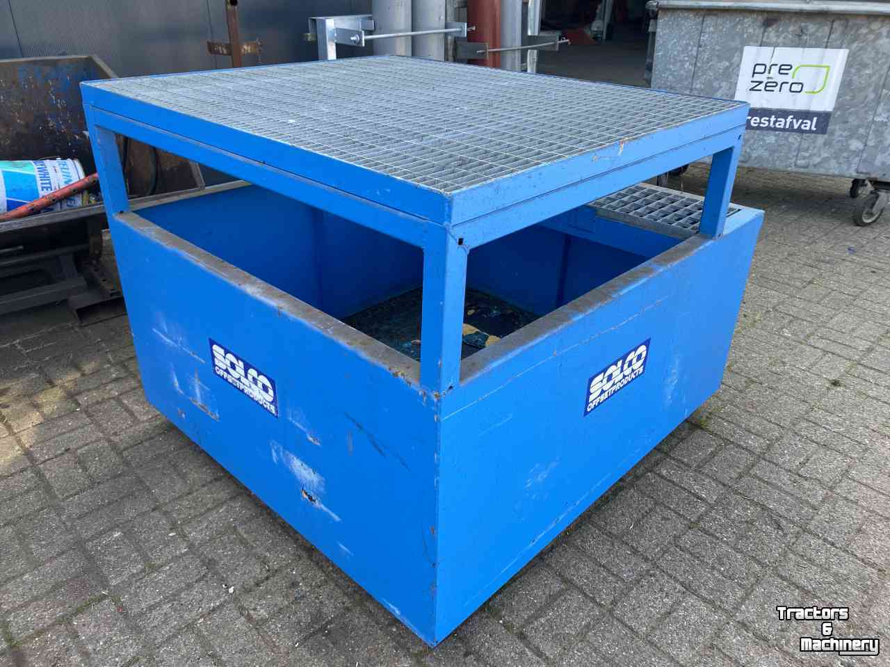 ölbehälter  120