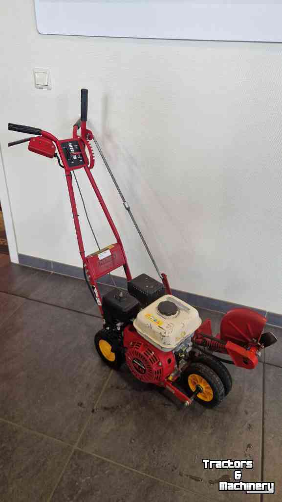 Rasen Erntemaschine  4G7P