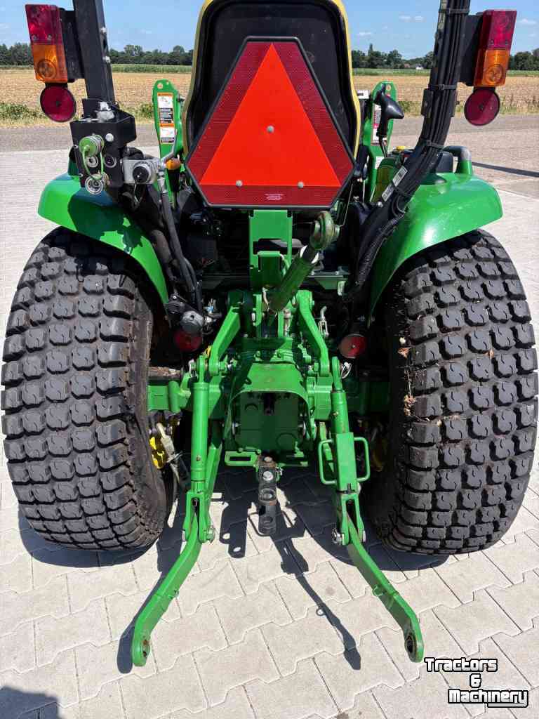 Gartentraktoren John Deere 3045R