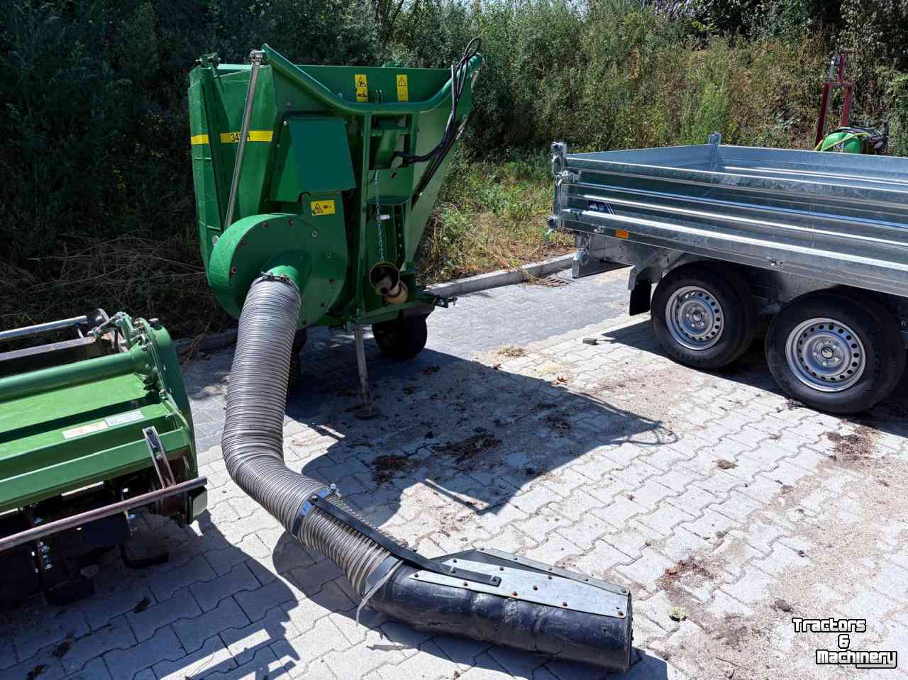 Gartentraktoren John Deere 3045R