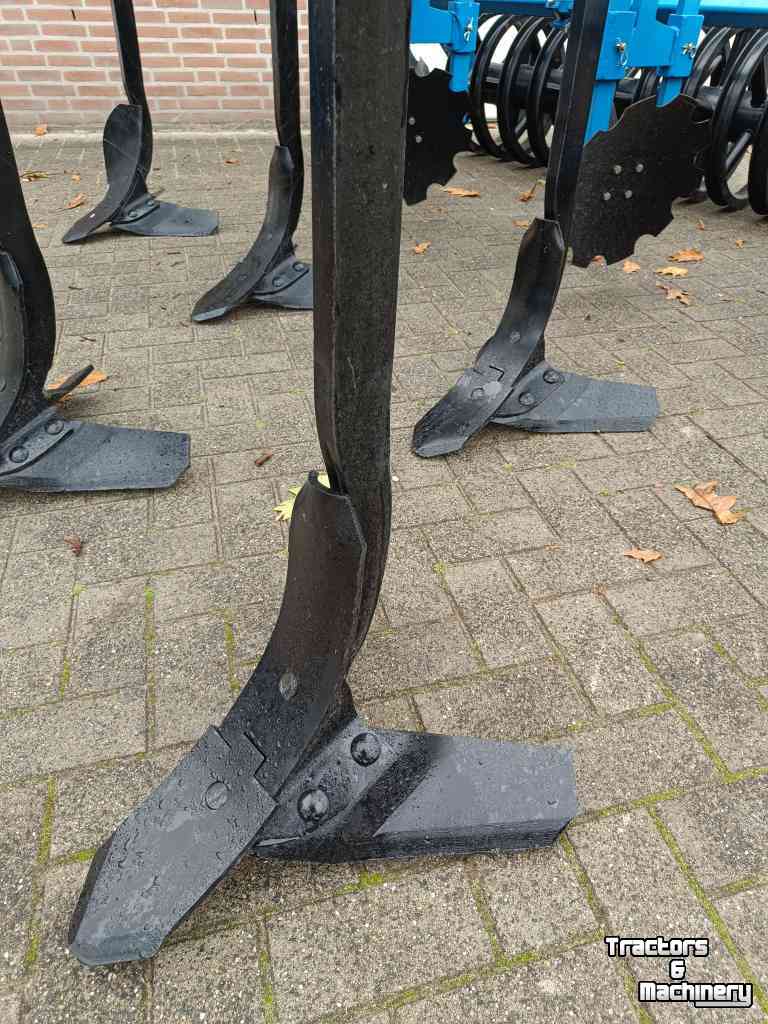 Grubber Meyer FLG 3000 cultivator