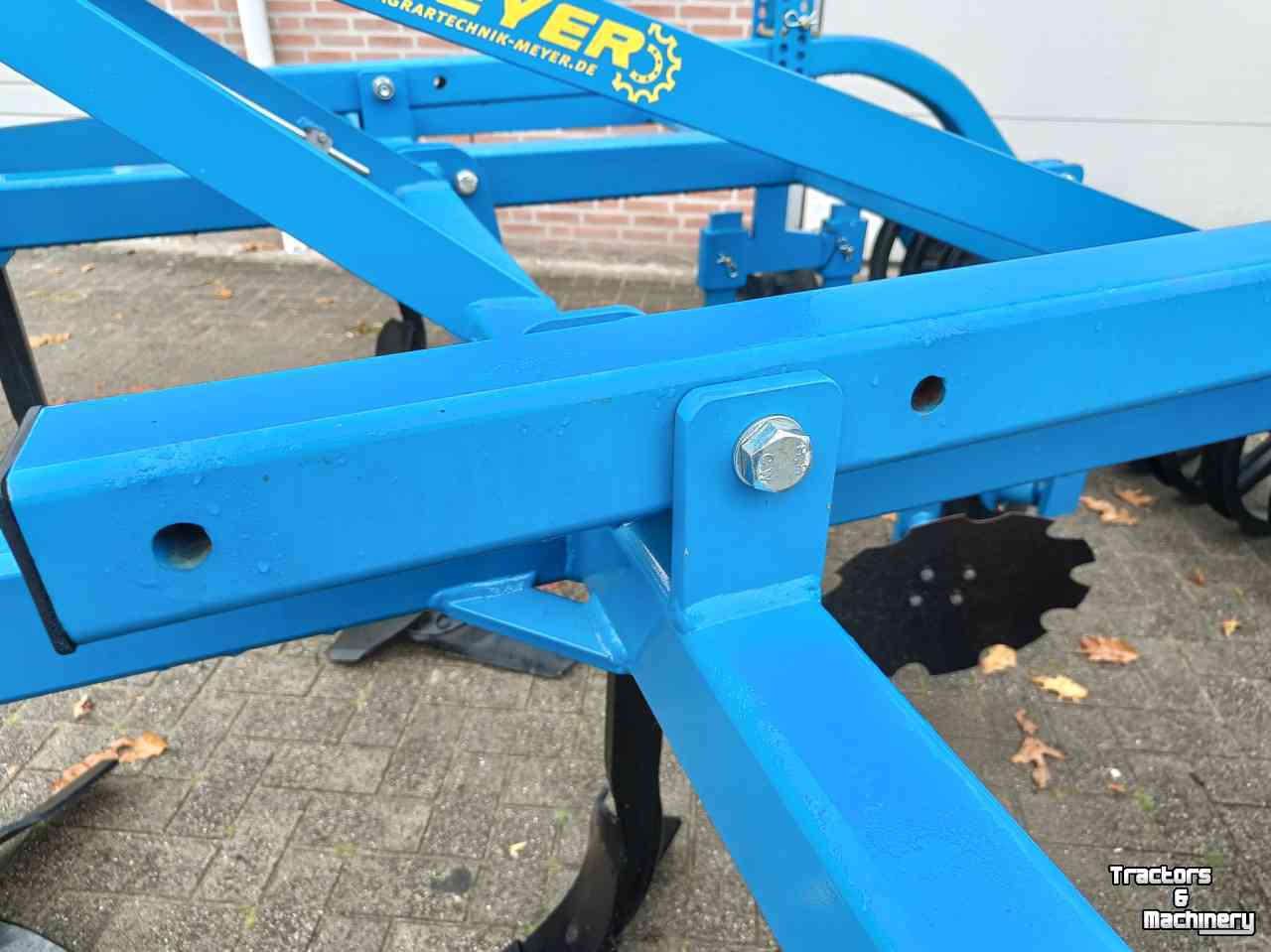 Grubber Meyer FLG 3000 cultivator