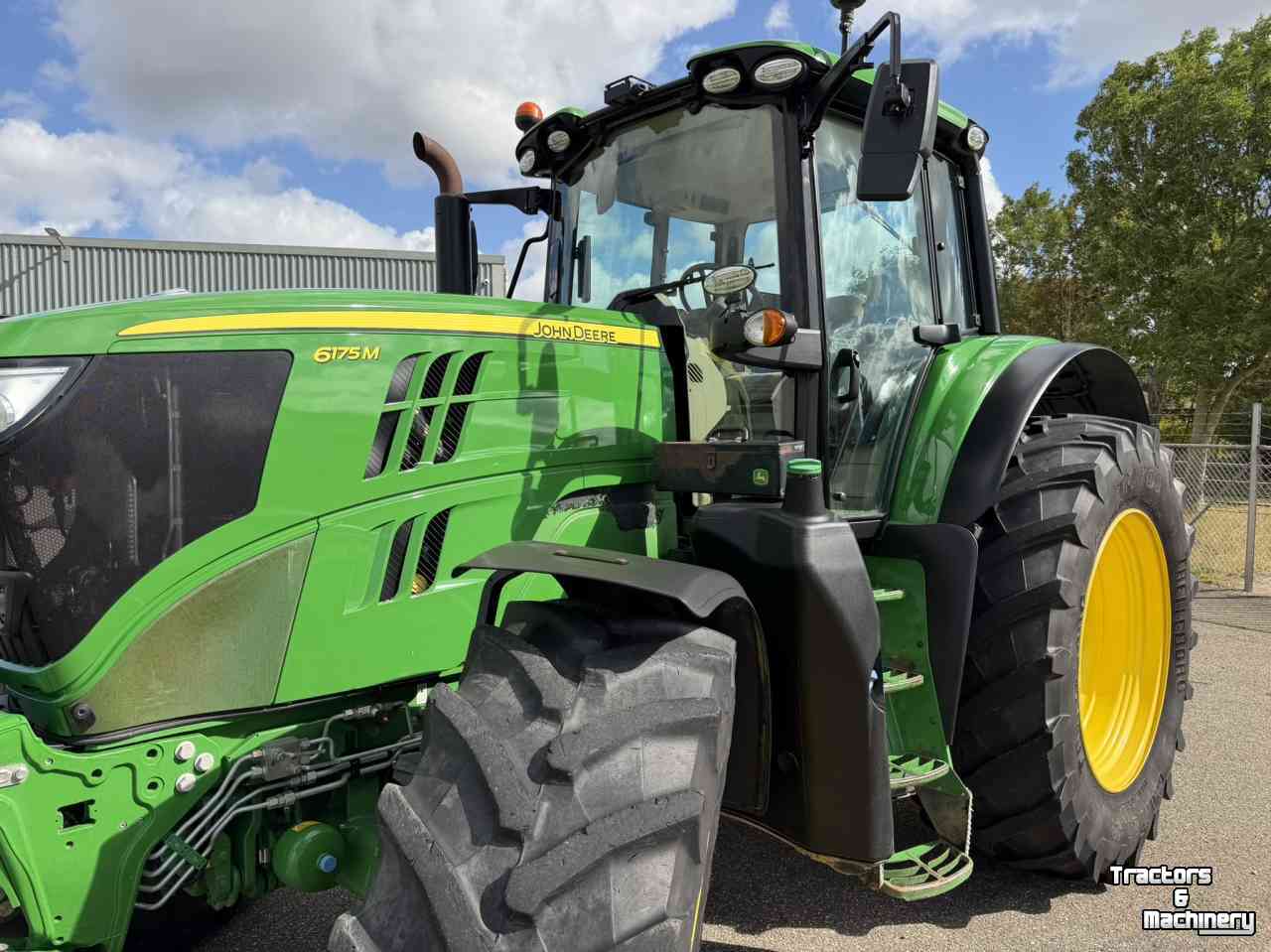 Schlepper / Traktor John Deere 6175M 40 KM Eco