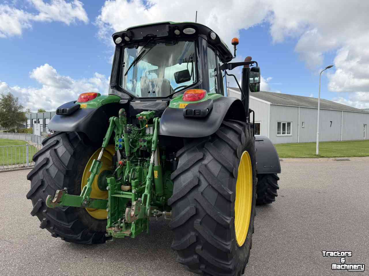 Schlepper / Traktor John Deere 6175M 40 KM Eco
