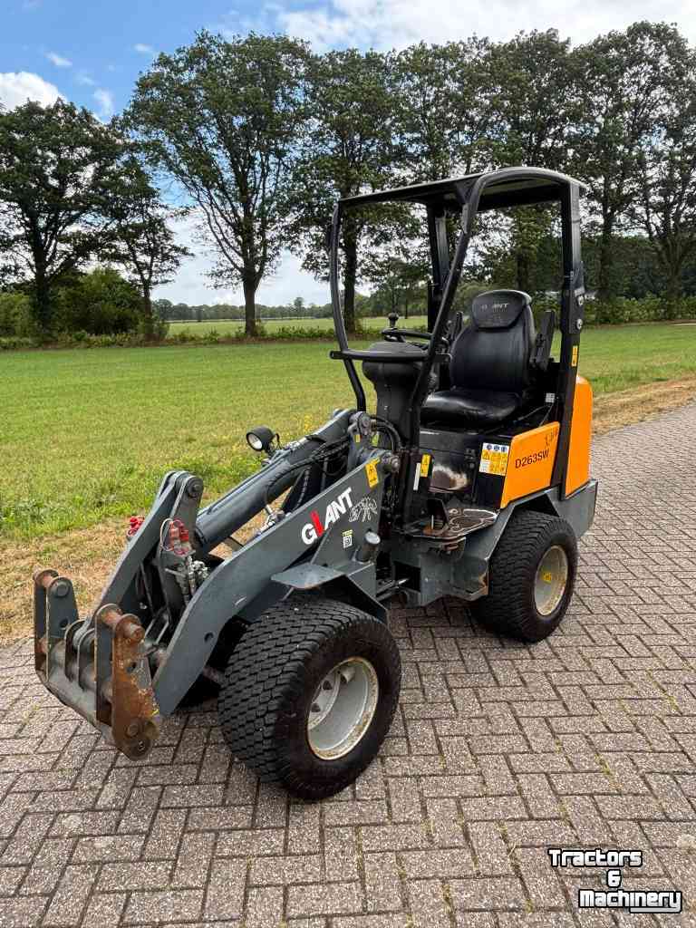Radlader Giant 263 SW x-tra