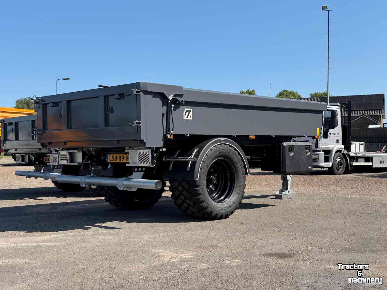 Traktor Abkippbehälter Midejo Midejo Bakkenwagen / Bakkenkieper achter kraan
