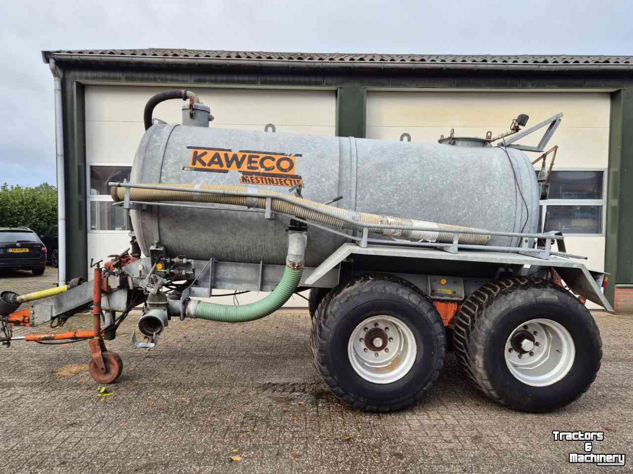 Gülletankwagen / Güllefässer Kaweco Mesttank watertank 7000ltr gedwongen gestuurd