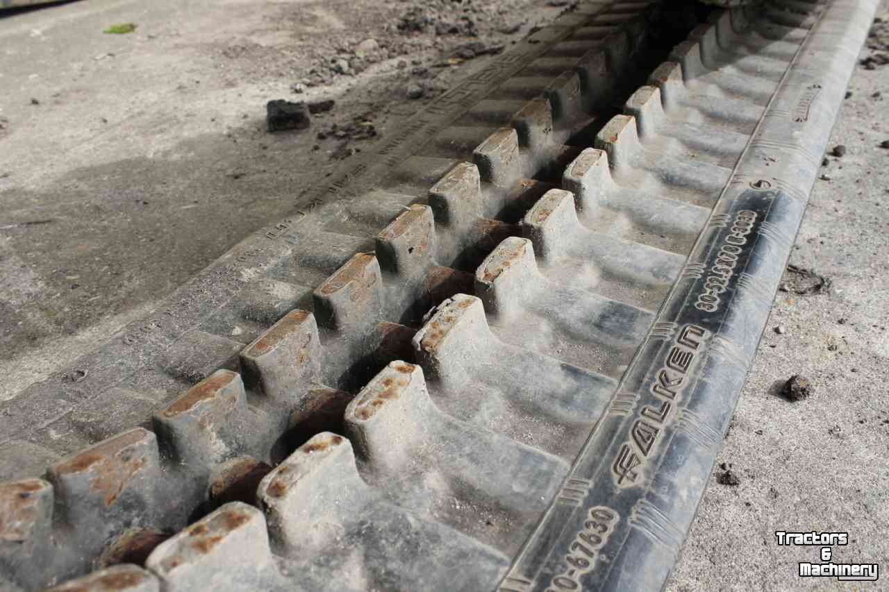 Sonstiges Takeuchi Falken rubbertrack rubber rups Takeuchi TB230 nummer 19140-67630 maat 300x52.5x78