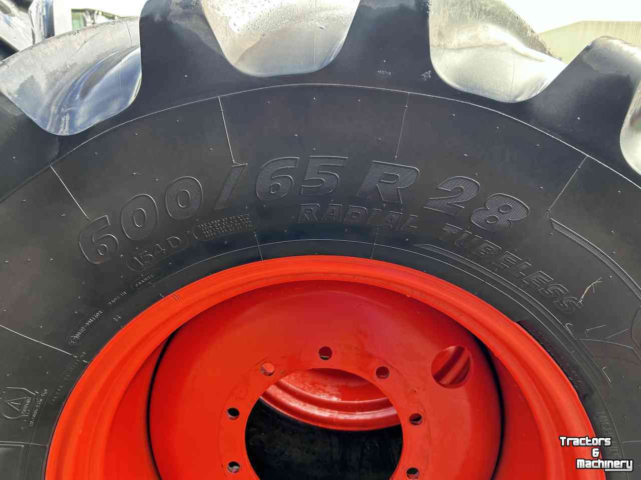 Räder, Reifen, Felgen & Distanzringe Michelin 600/65R28 710/70R38