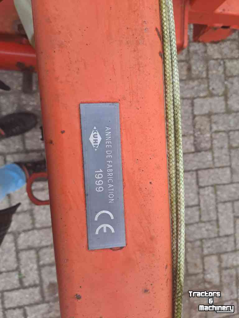 Schwader Kuhn 7301 dubbele hark