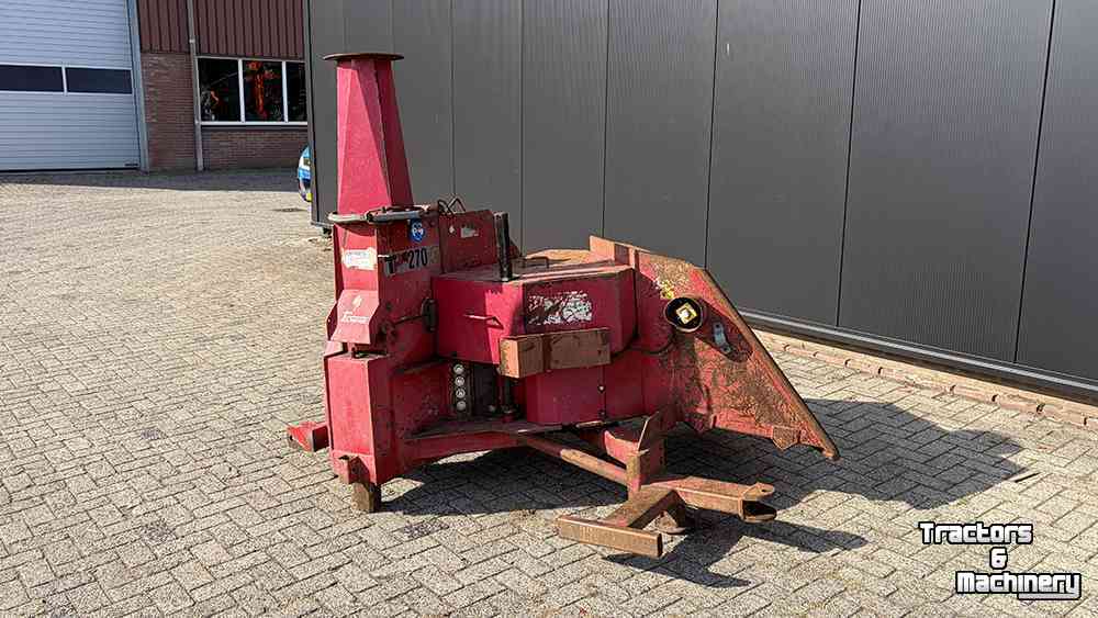 Holzhäcksler TP 270 PTO K