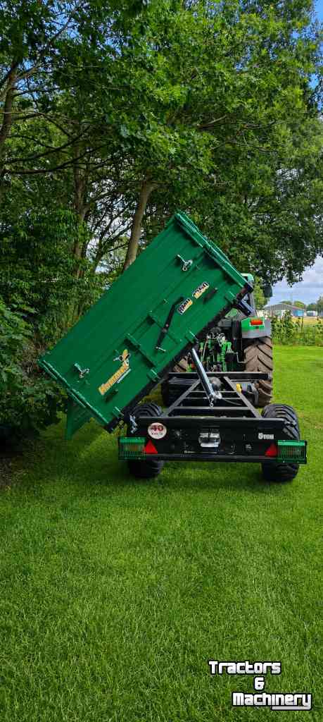 Kipper  Hummel 5,0 tons driezijdige kipper