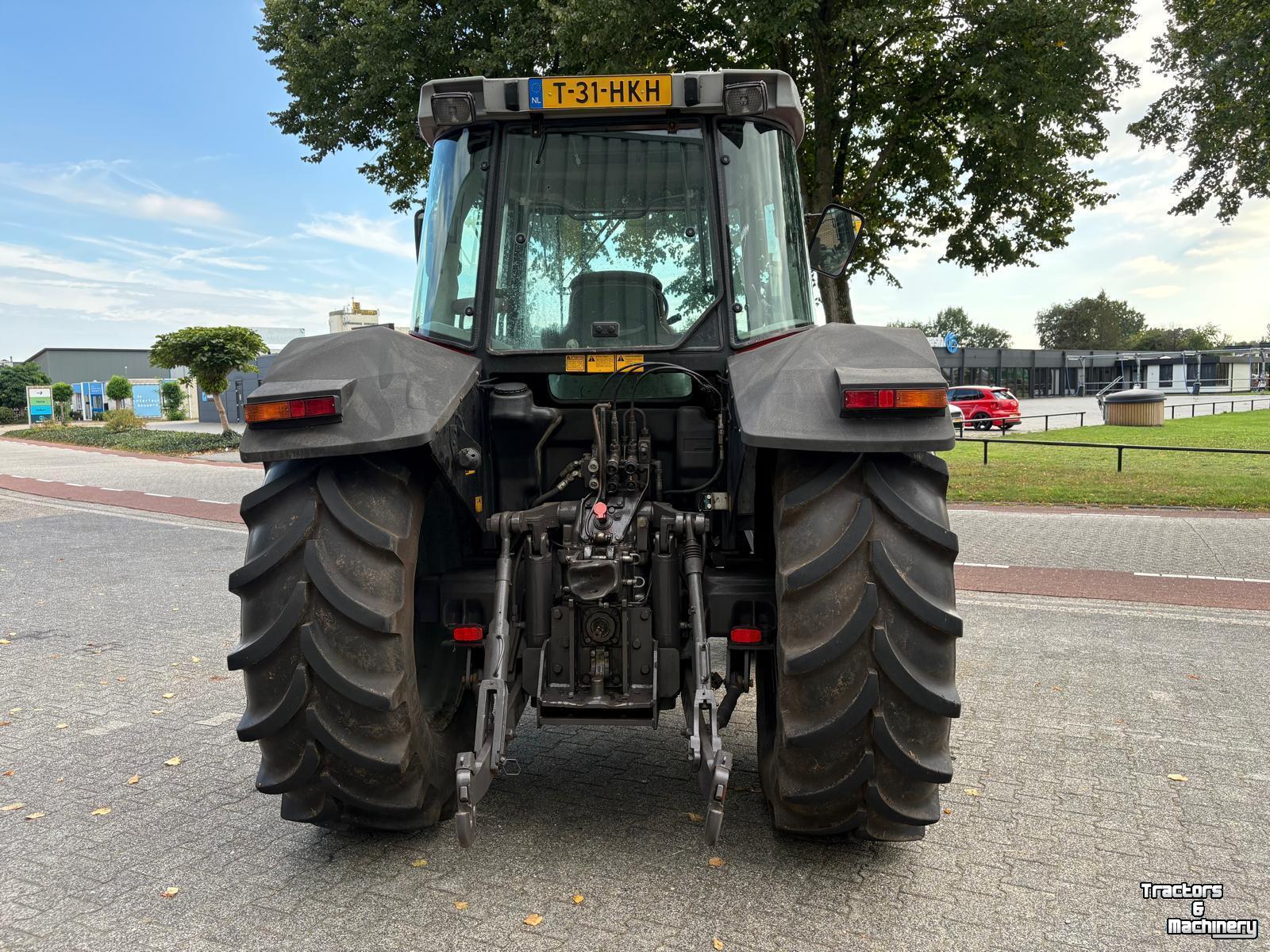 Schlepper / Traktor Massey Ferguson Massey Ferguson 6180 DynaShift