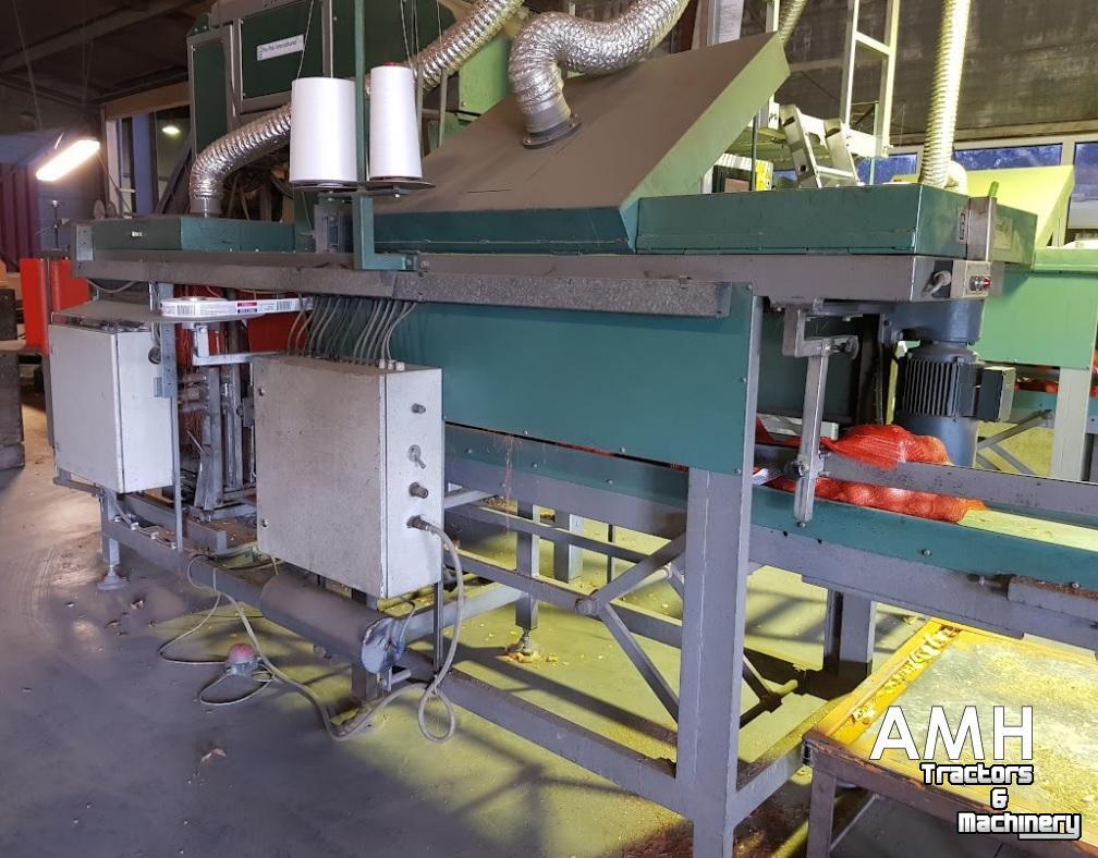 Sonstiges Förderanlagen und Material-Handling-Ausrüstungen Pro-Pak BSM-1 rolverpakker links onbekend / unknown rolverpakker roll stock bagger raschelsack verpackung netzmaschine