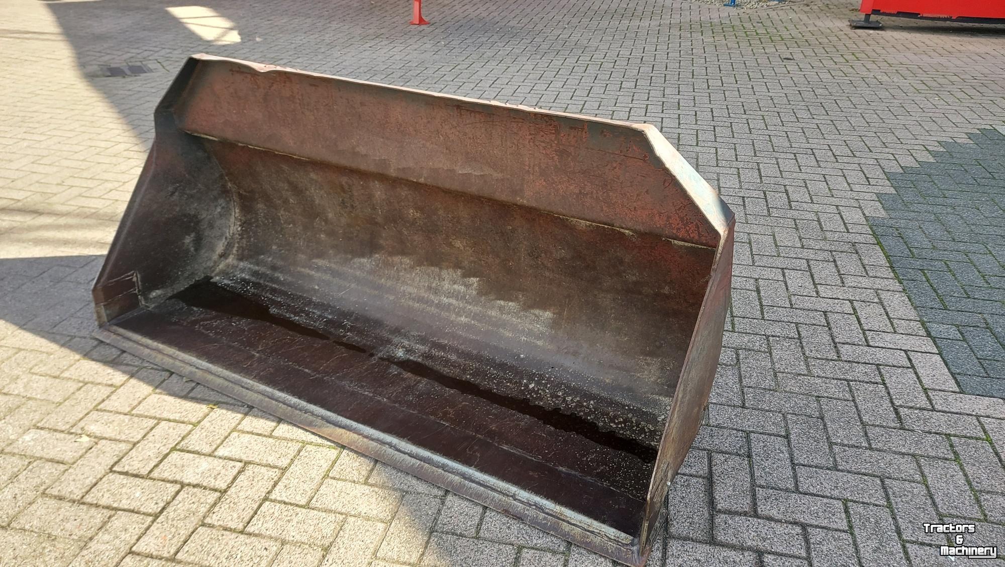 Radlader Schaeff SKL831