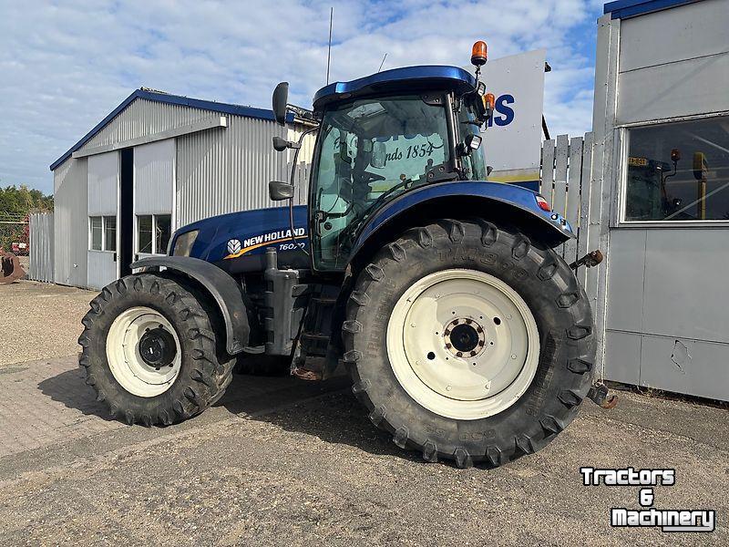 Schlepper / Traktor New Holland T 6070 RC