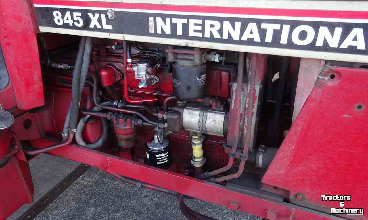 Schlepper / Traktoren International 845 XL