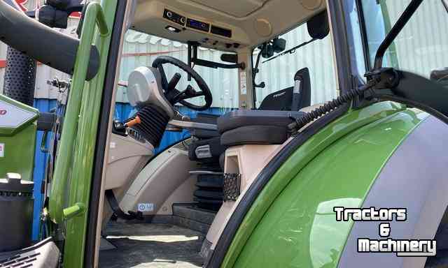 Schlepper / Traktoren Fendt 716 Vario S4 Power Plus Tractor