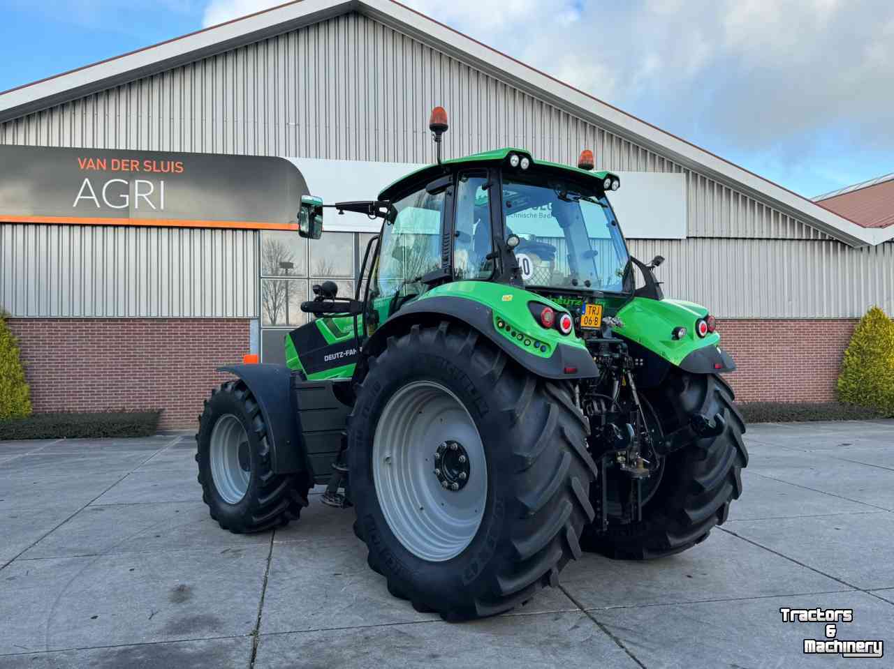 Schlepper / Traktor Deutz-Fahr 6185 TTV