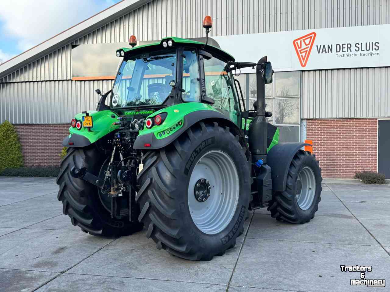 Schlepper / Traktor Deutz-Fahr 6185 TTV