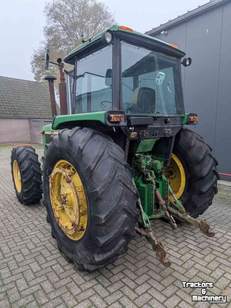 Schlepper / Traktor John Deere 4240 S