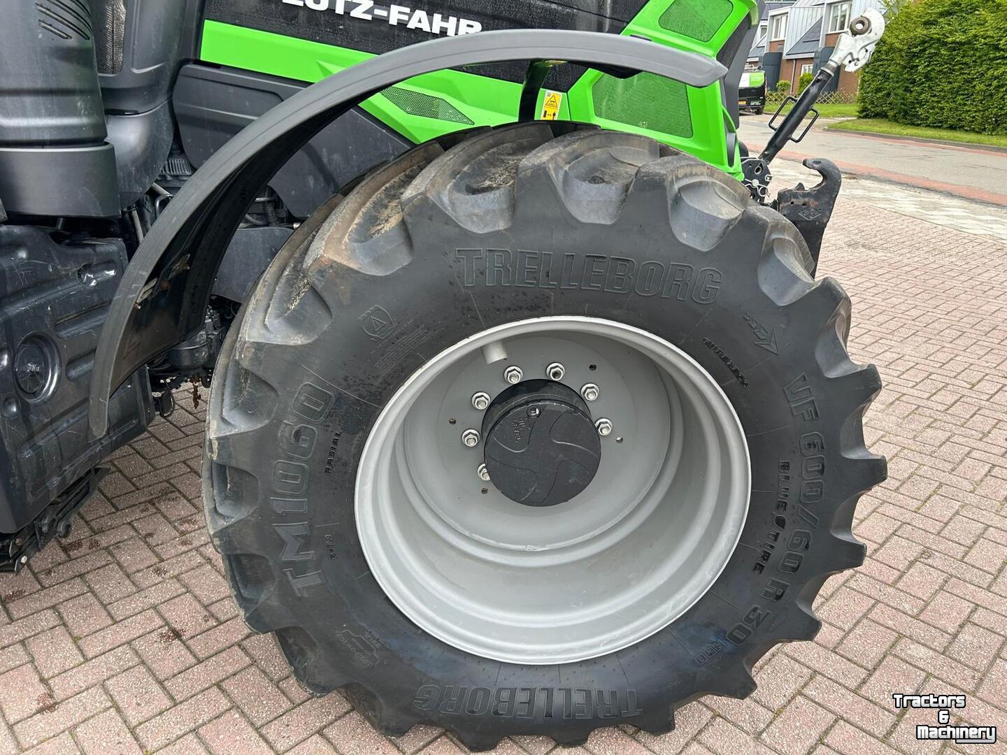 Schlepper / Traktor Deutz-Fahr 6230 TTV Warrior