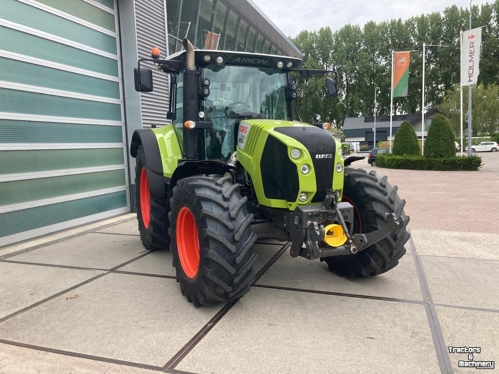 Schlepper / Traktor Claas ARION 540 stage III b