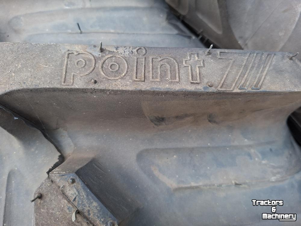 Räder, Reifen, Felgen & Distanzringe Taurus 320/70R20