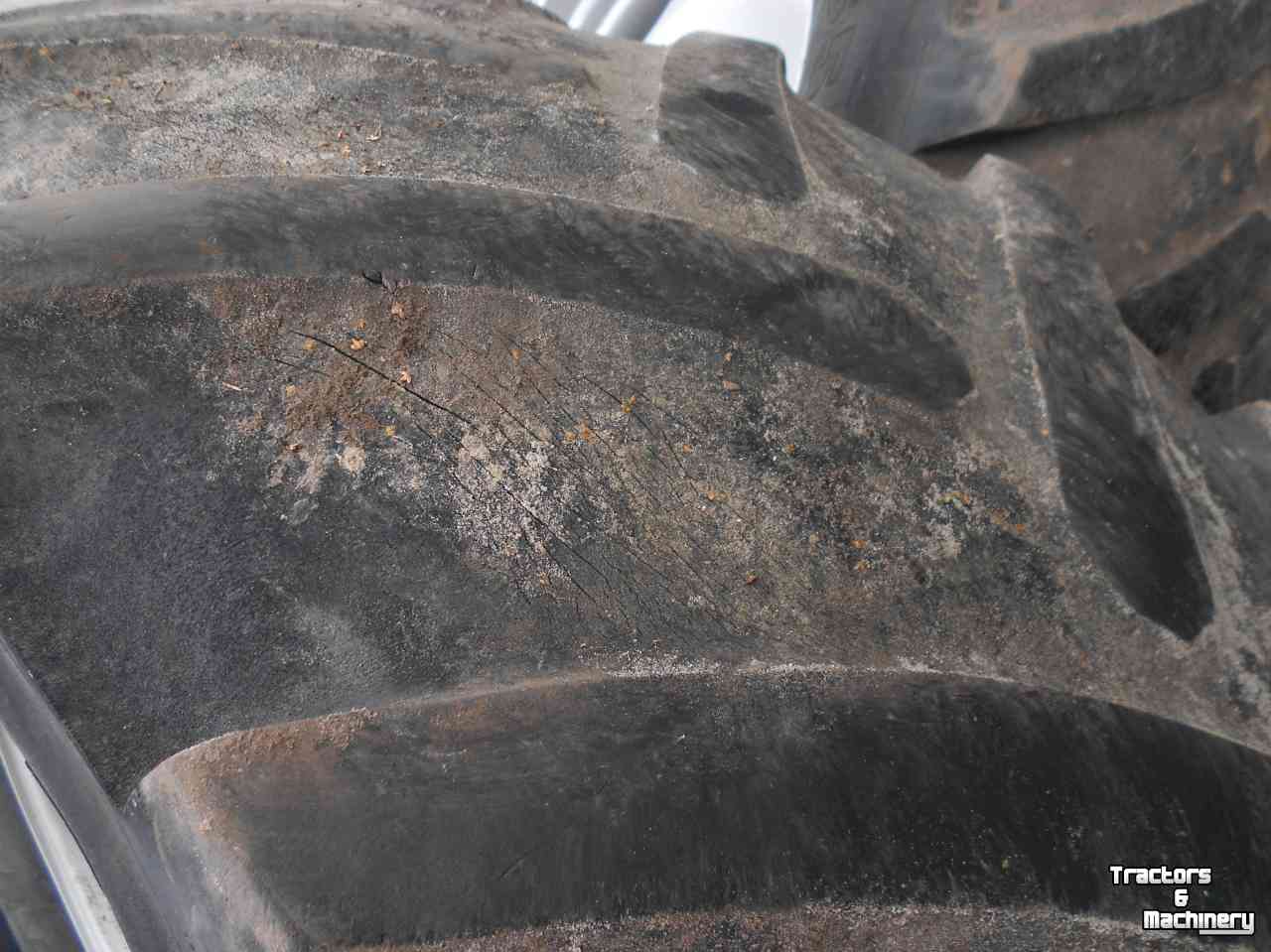 Räder, Reifen, Felgen & Distanzringe Michelin 650/65r38 xm108