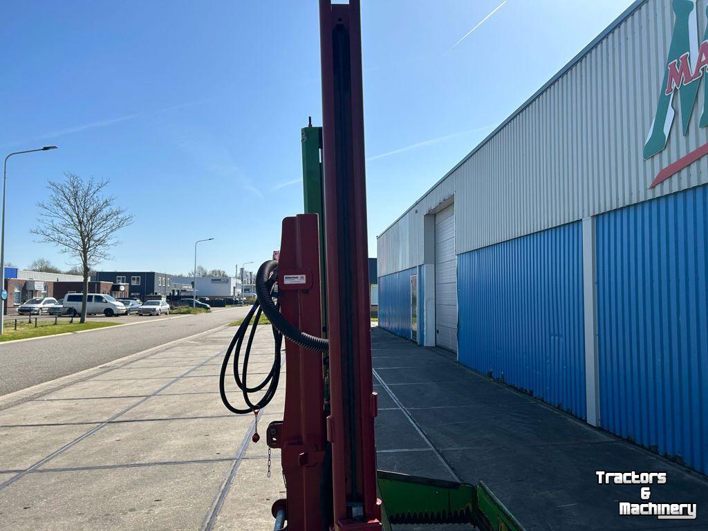 Siloblockschneider Strautmann 190 HQ Plus met hefmast