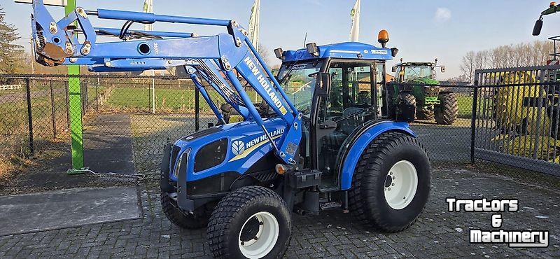 Schlepper / Traktor New Holland T3.65F / Marge machine
