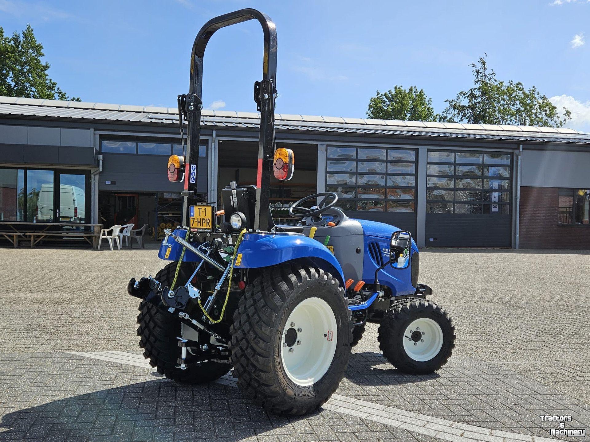 Obsttraktor New Holland BOOMER 25 Boomer 25