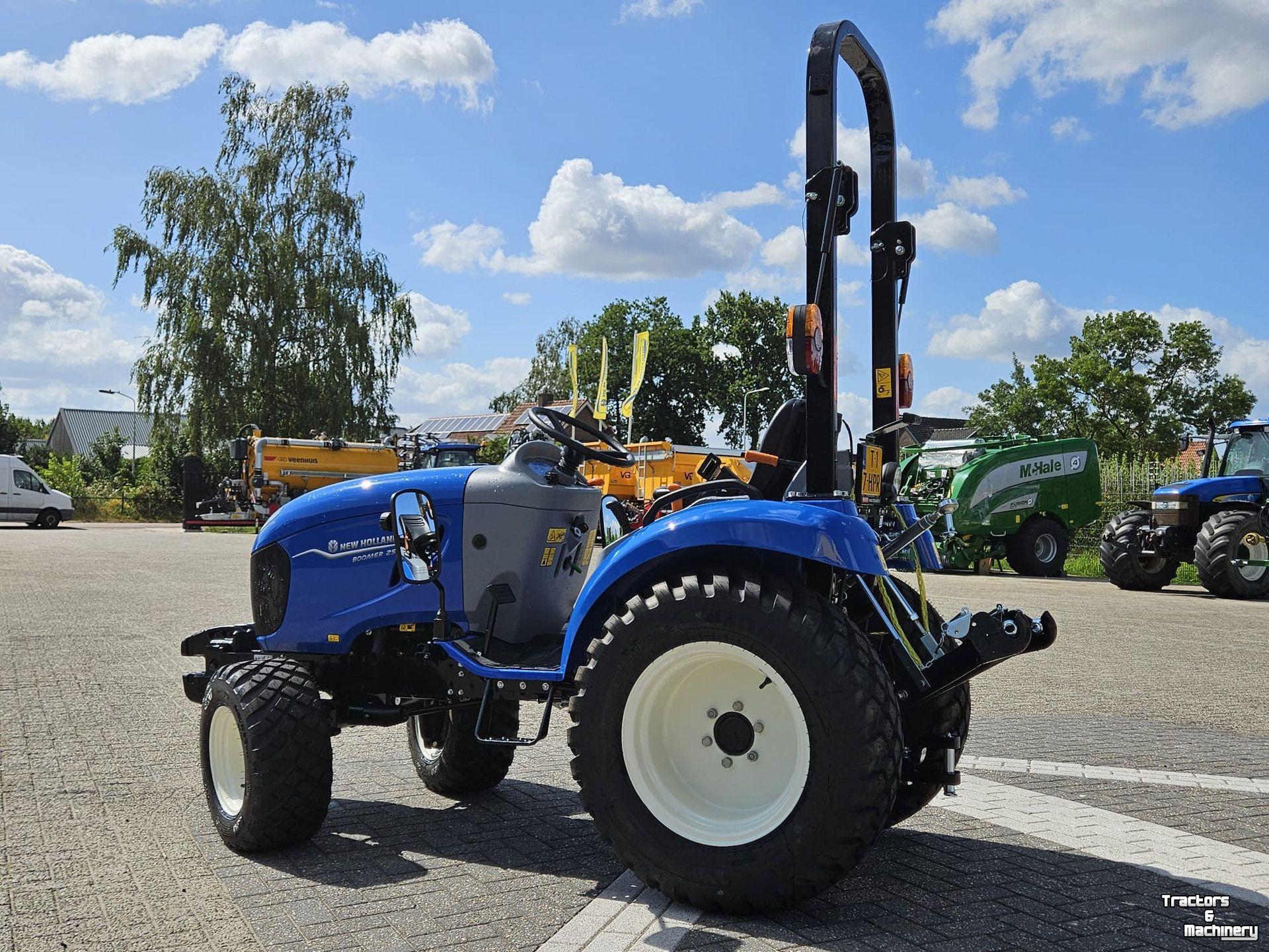 Obsttraktor New Holland BOOMER 25 Boomer 25