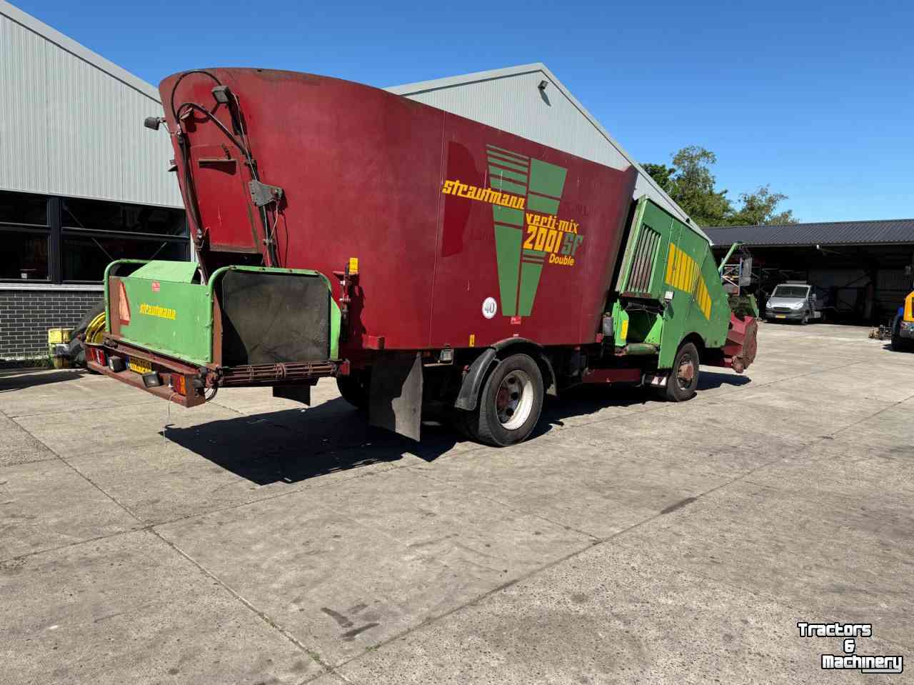 Selbstfahrende Futtermischwagen Strautmann verti-mix 2001 sf