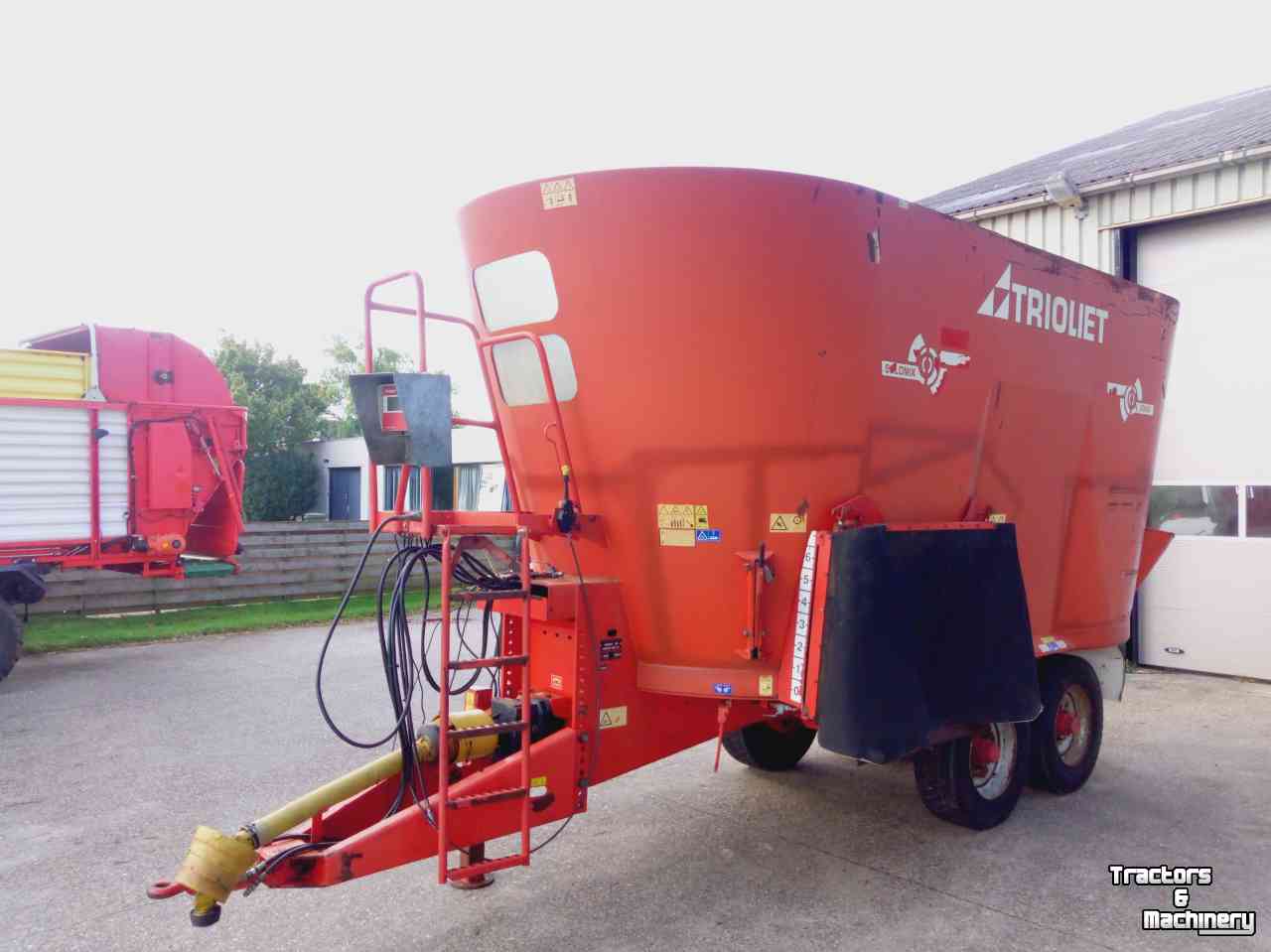 Futtermischwagen Vertikal Trioliet Solomix SM24TD met RVS binnenkant