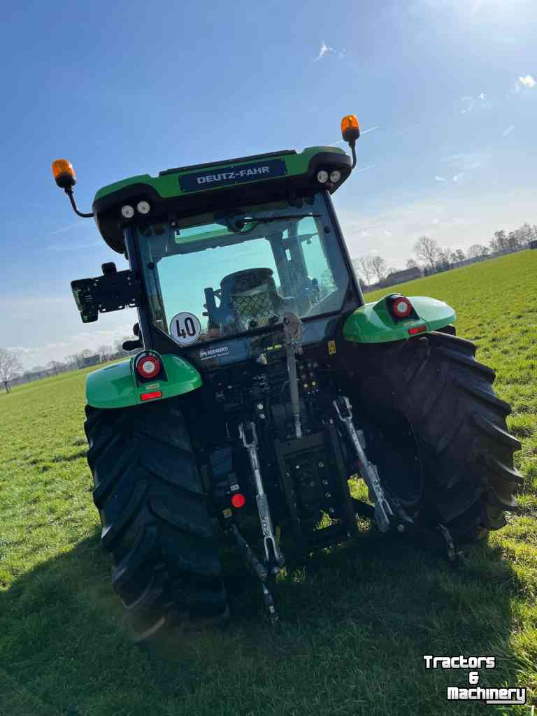 Schlepper / Traktor Deutz-Fahr 5115