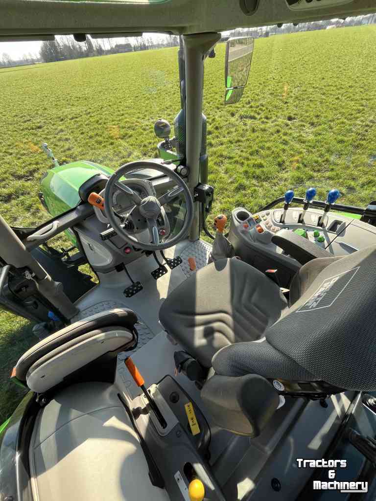 Schlepper / Traktor Deutz-Fahr 5115