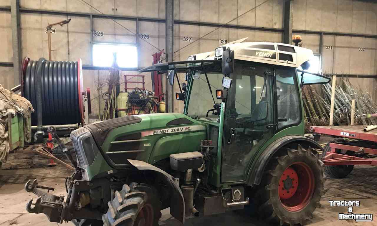 Obst und Weinbau Traktoren Fendt 208 V Vario TMS Smalspoor Tractor