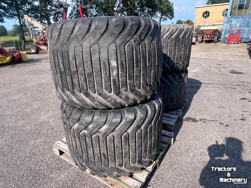 Räder, Reifen, Felgen & Distanzringe Alliance 700/40R22,5