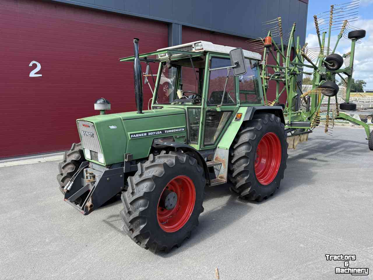 Schlepper / Traktor Fendt Farmer 307 LSA turboMATIK