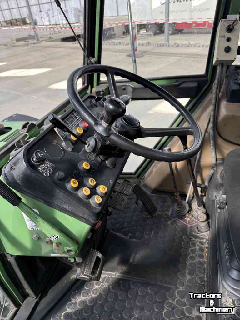 Schlepper / Traktor Fendt Farmer 307 LSA turboMATIK