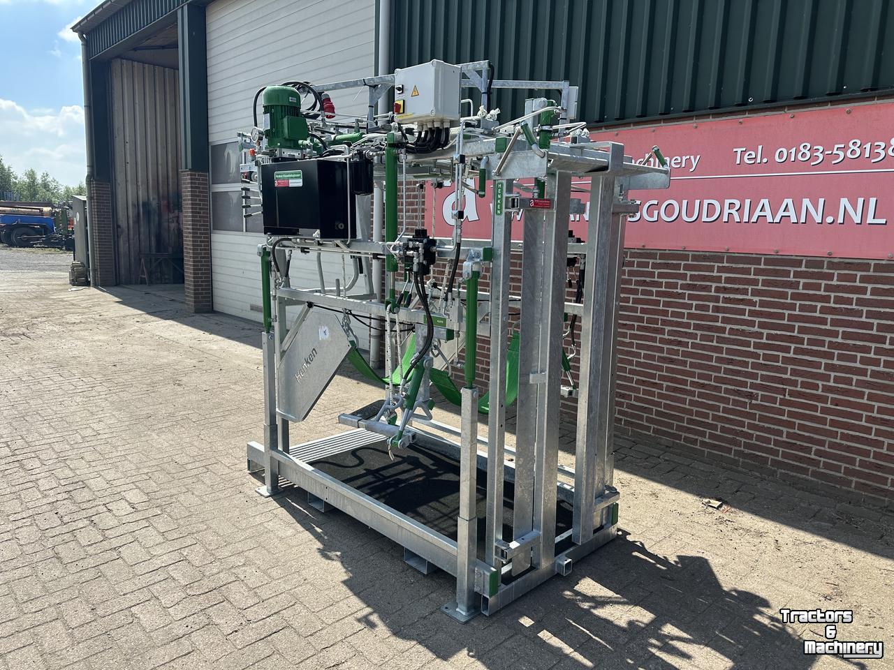 Klauenpflegestand AGM Klauwbekapbox type L hydra