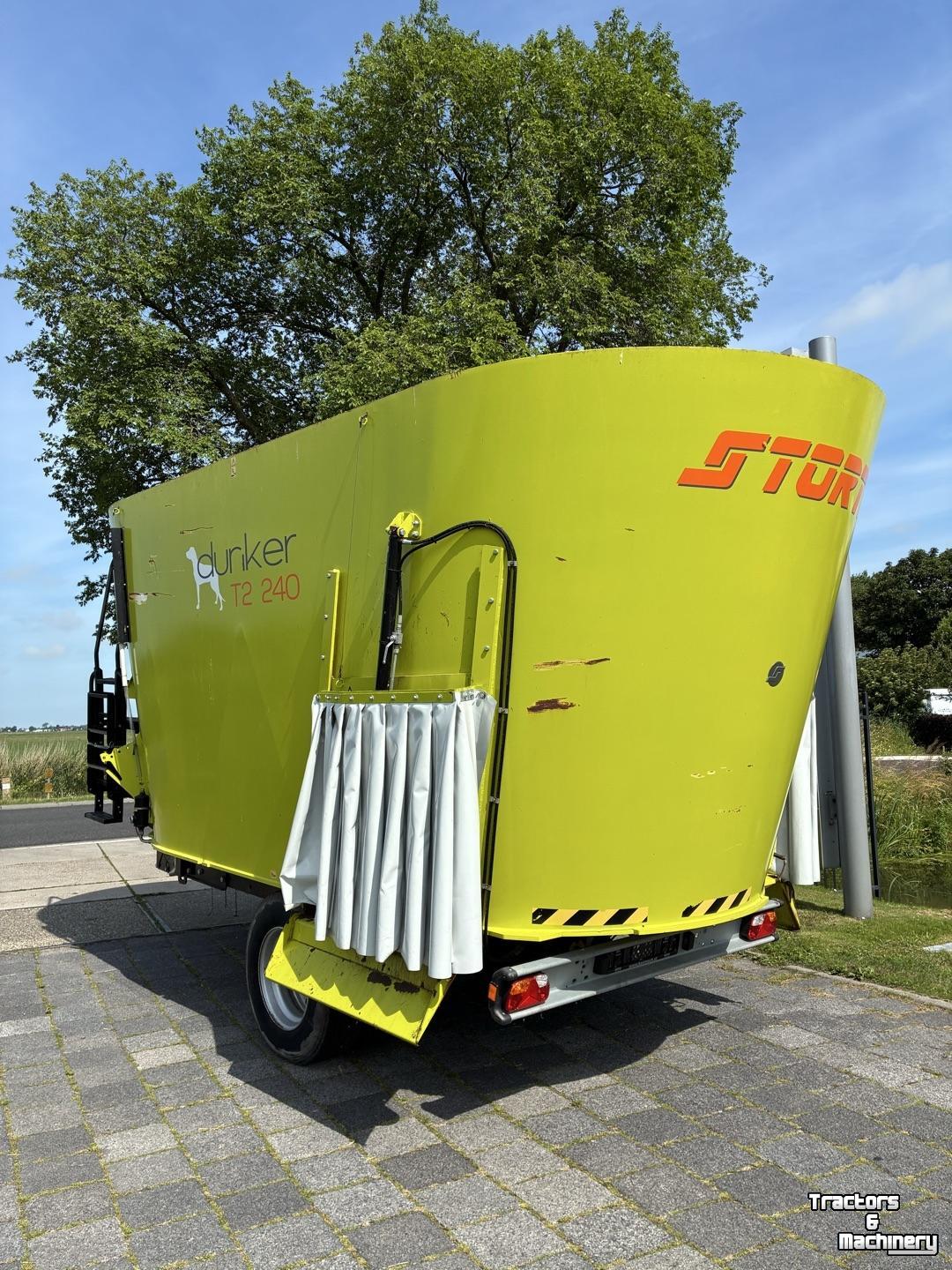Futtermischwagen Storti Dunker T2 240