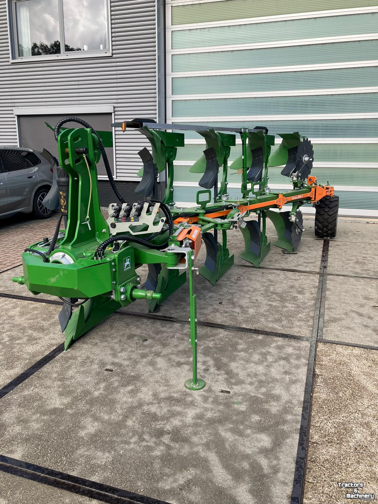 Pflüge Amazone Teres 300 V 100