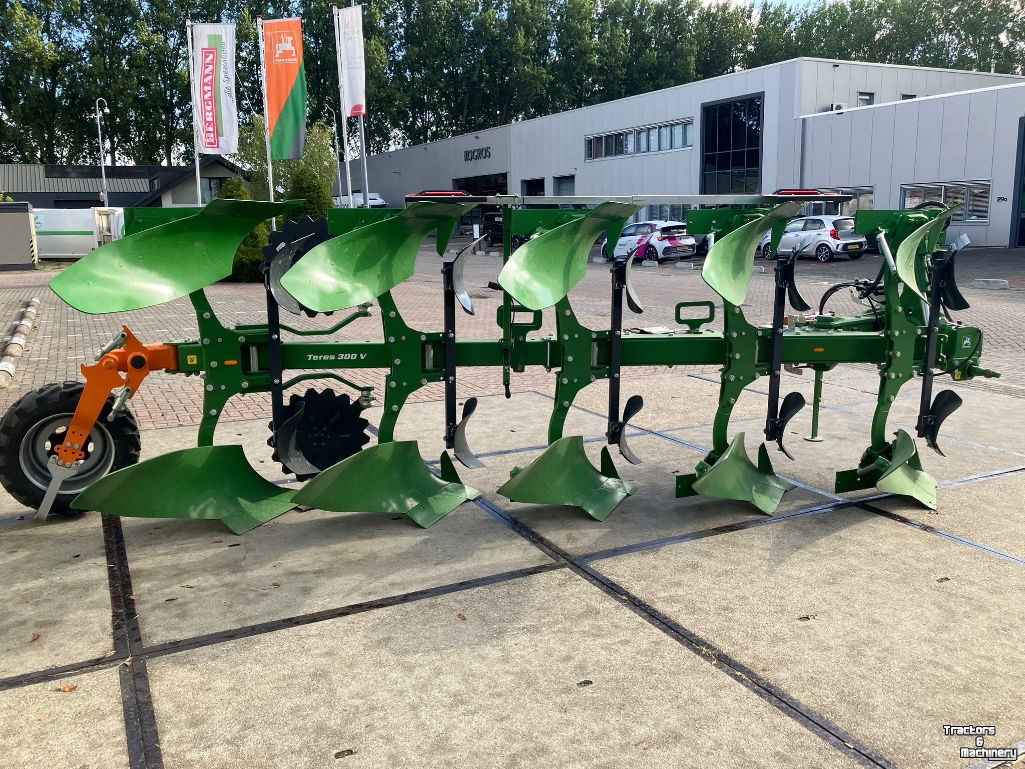 Pflüge Amazone Teres 300 V 100