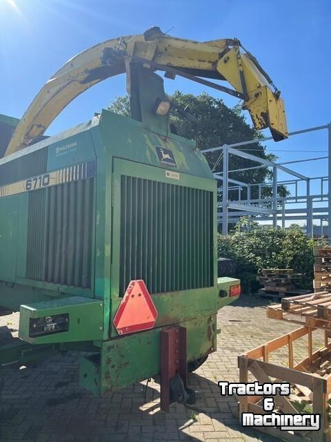Feldhäcksler John Deere 6710