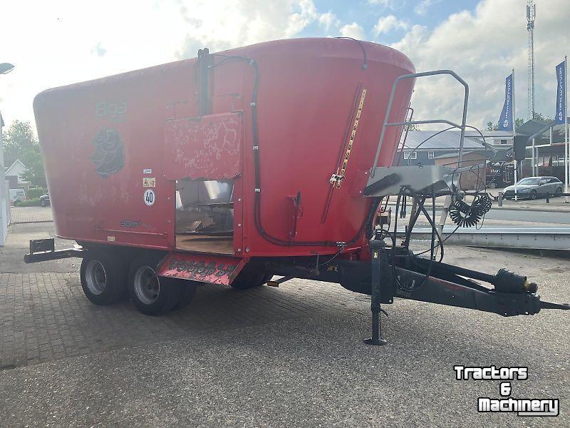 Futtermischwagen Vertikal Peecon Biga 30m3 Twin VME 107-30