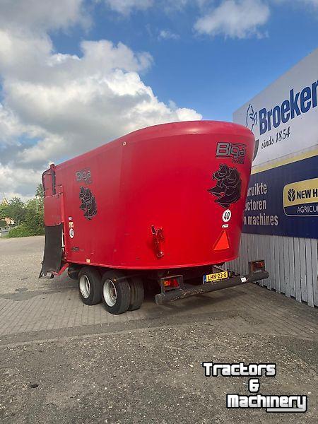 Futtermischwagen Vertikal Peecon Biga 30m3 Twin VME 107-30