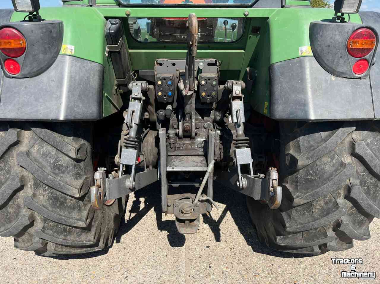 Schlepper / Traktoren Fendt 411 Vario