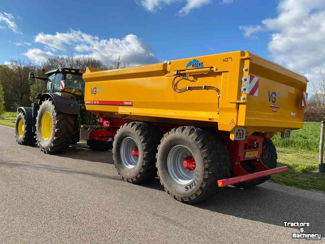 Schlepper / Traktor John Deere 6175R Tractor 220 Pk + Gronddumper Tandemasser (22 ton)